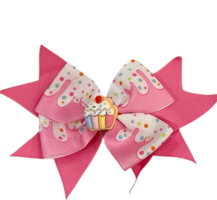 Cupcake Pigtail Bow